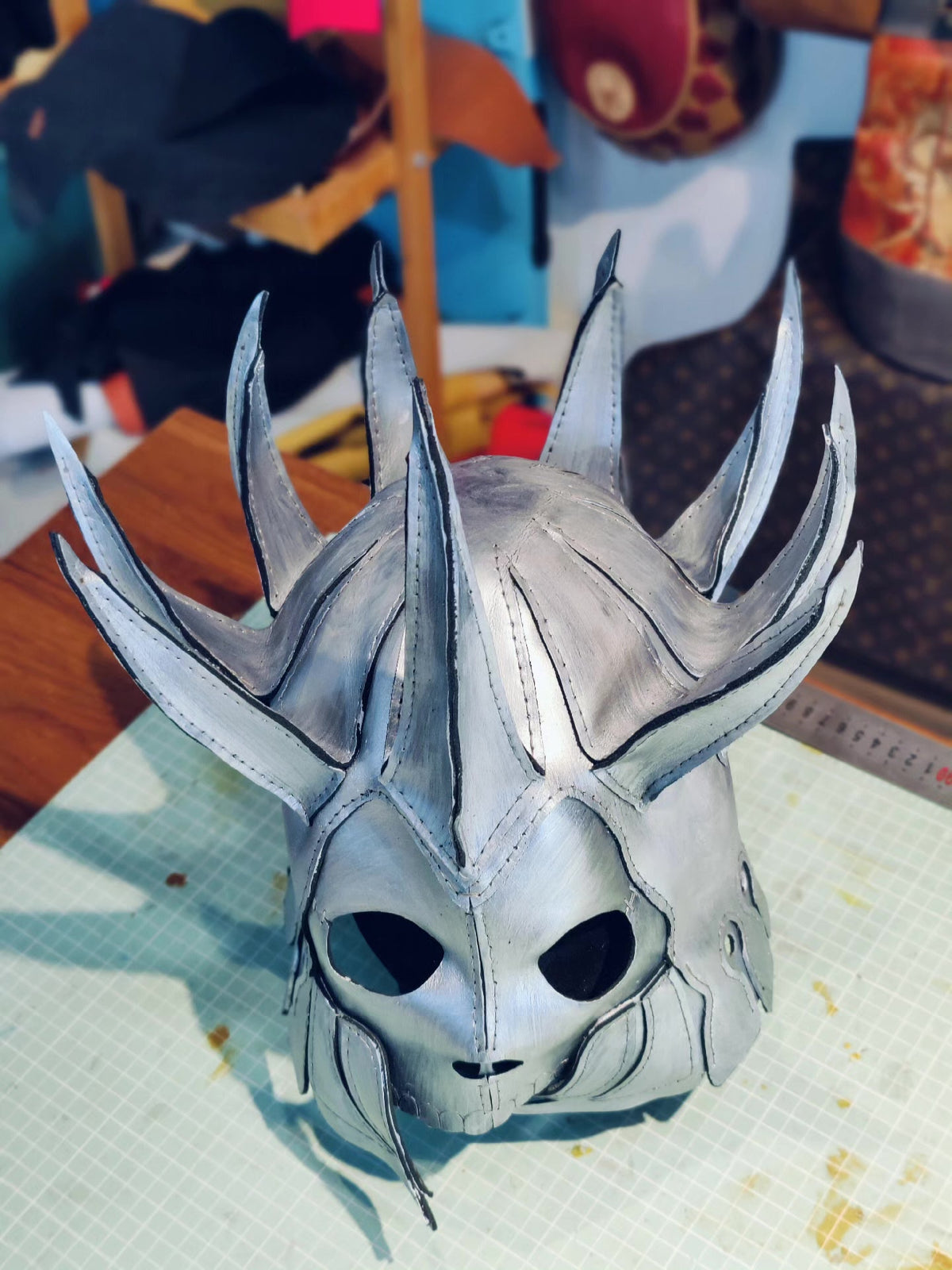 シルバーレザー スカル ファンタジーヘルメット