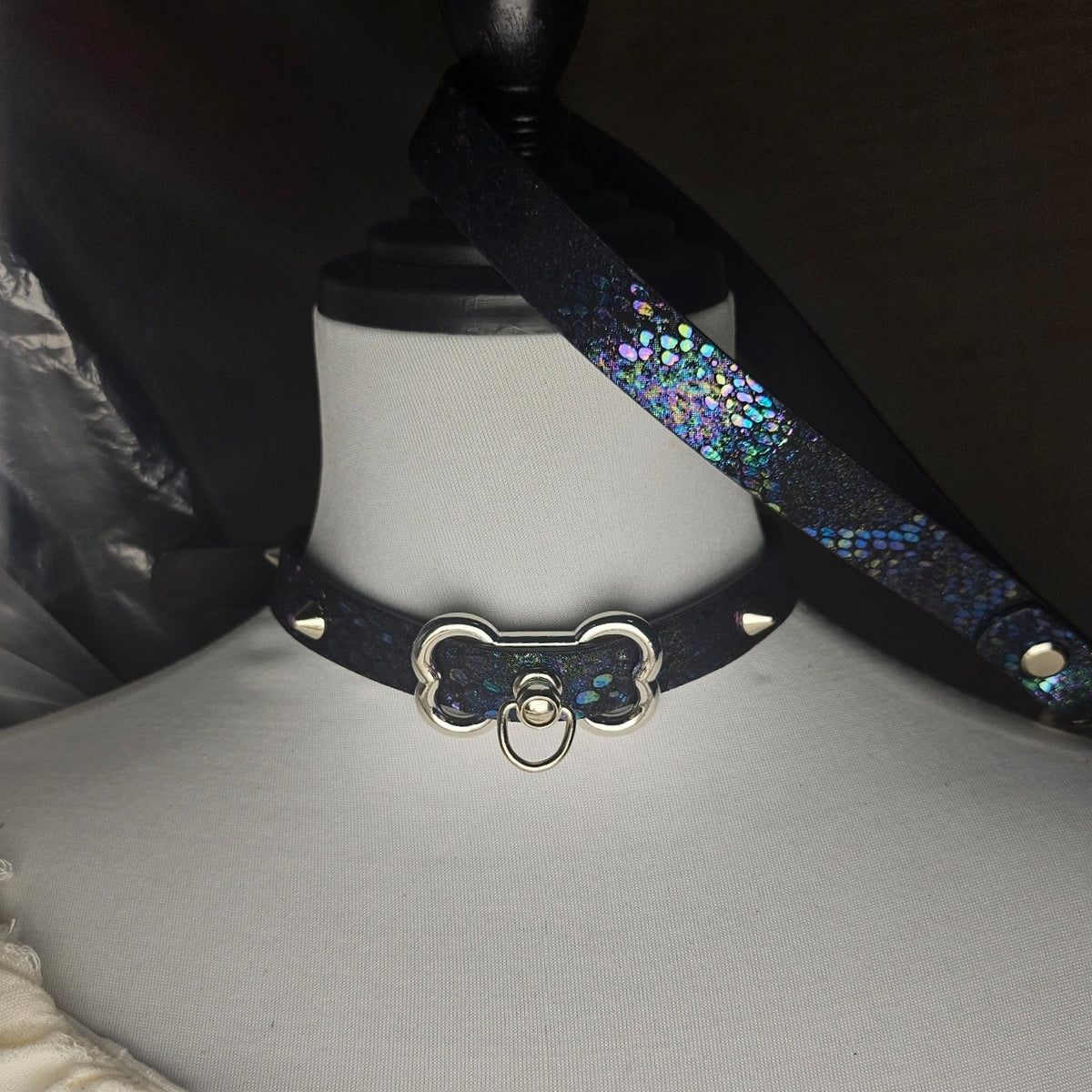 Iridescent Snakeskin Leather Choker Set