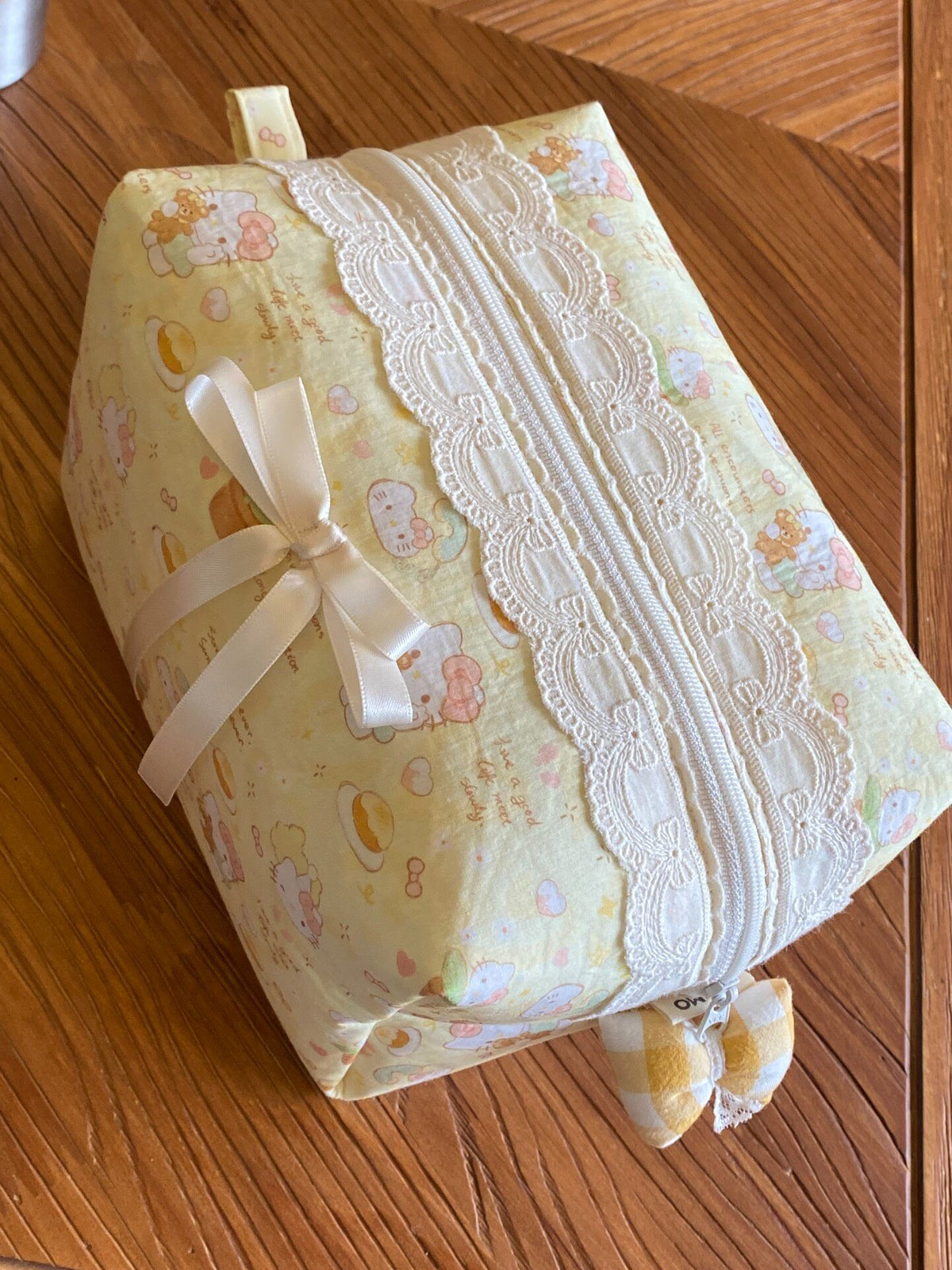 Cat Print Lace Trim Cosmetic Pouch