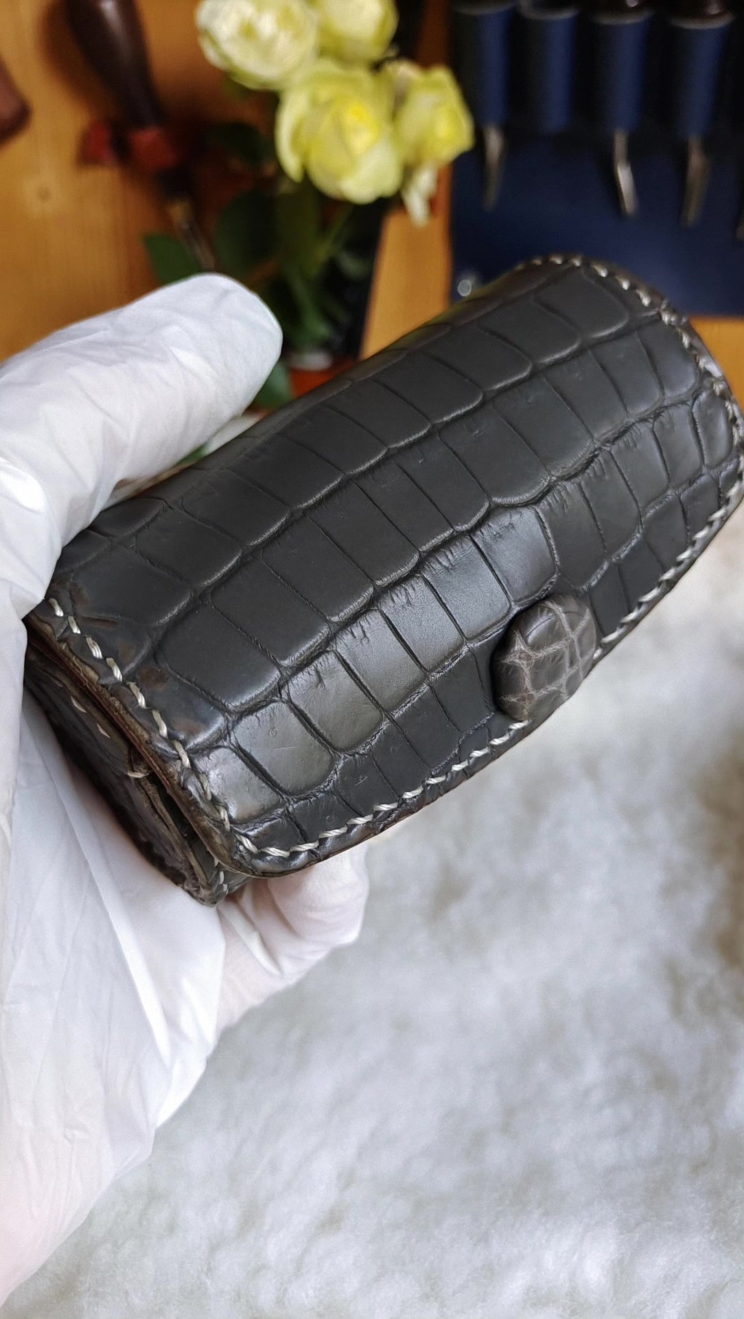Estuche para nueces wenwan en piel de caimán gris