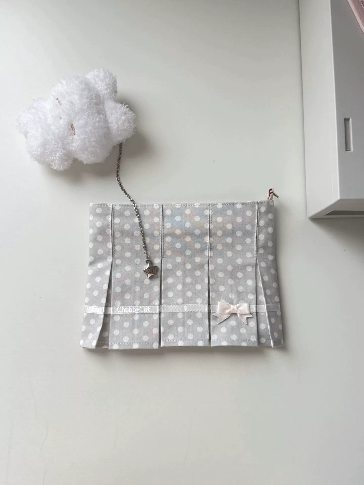 Pleated Skirt Storage Bag Accordion Design