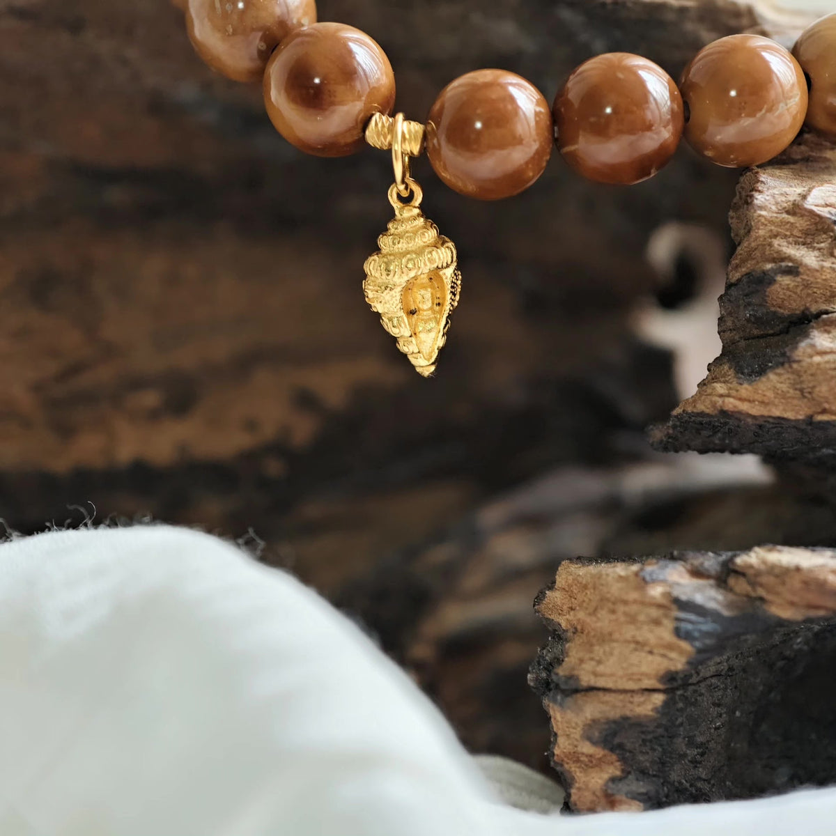 Handmade Kuke Bead Bracelet with Blue Water Jade