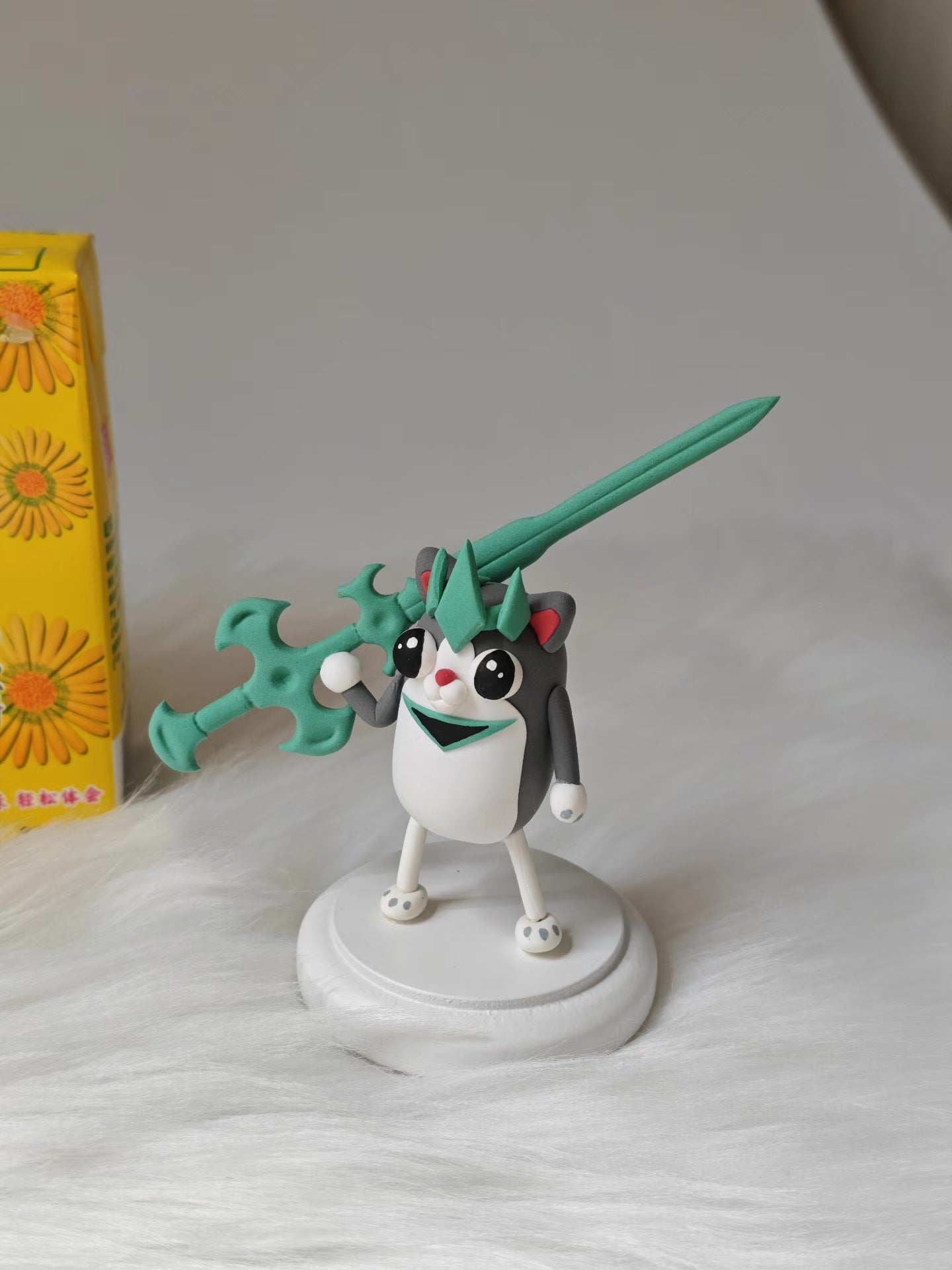 12cm Chibi Anime Figurine with Green Sword and Trident