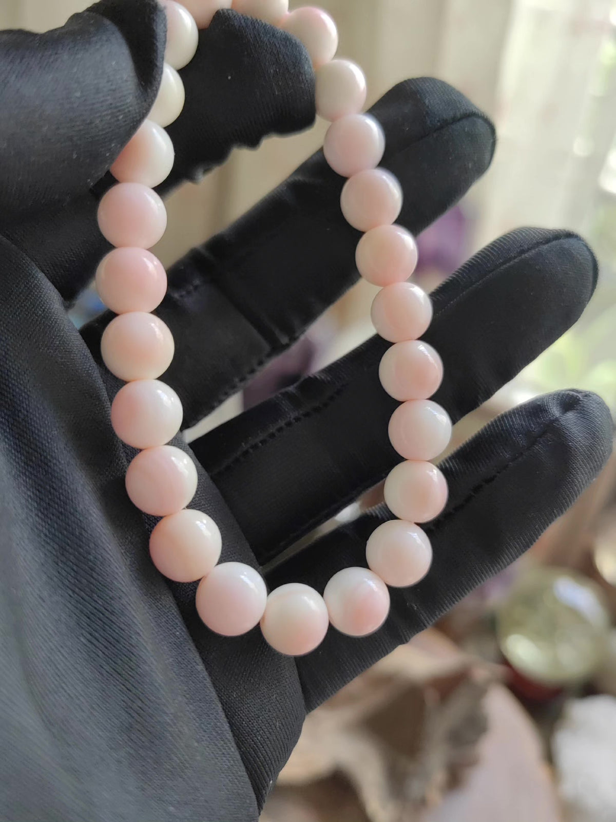 Natural Queen Conch Shell Bead Bracelet