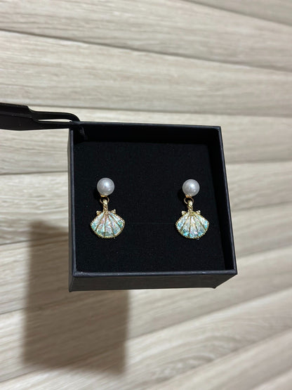 Holiday Beach Shell Pearl Earrings - Convertible to Pendant