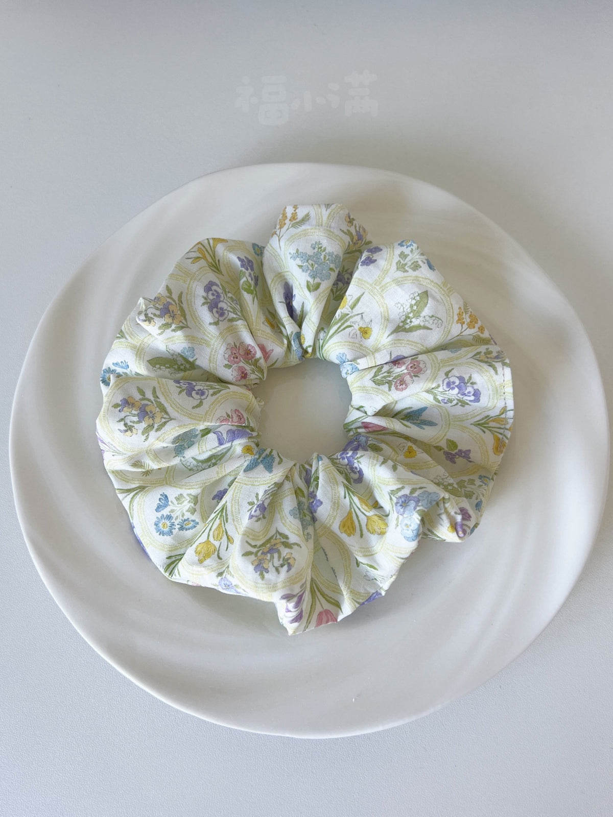 Floral Print Scrunchie 13cm Pastel
