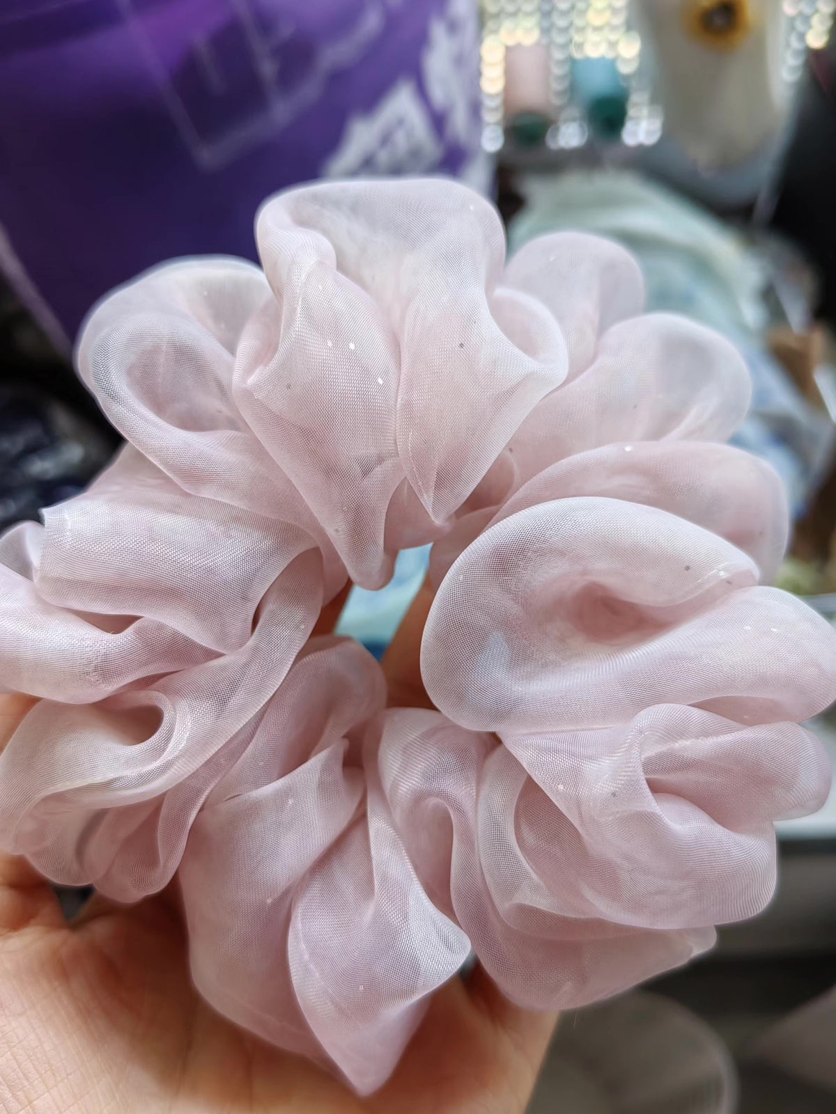 Scrunchie de Organza Rosa Pálido Grande