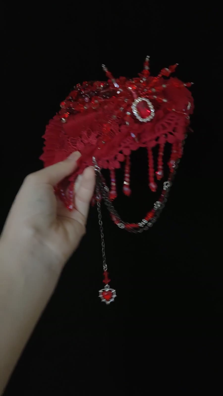 Gotische Rode Ruby Spinnenweb Hart Fascinator