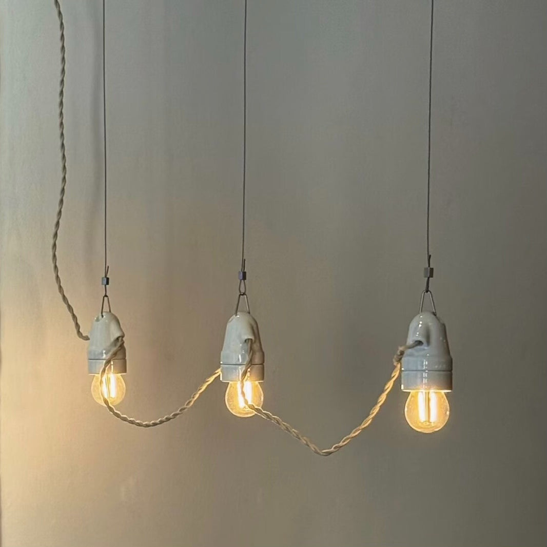 1016886496493 - Image 1