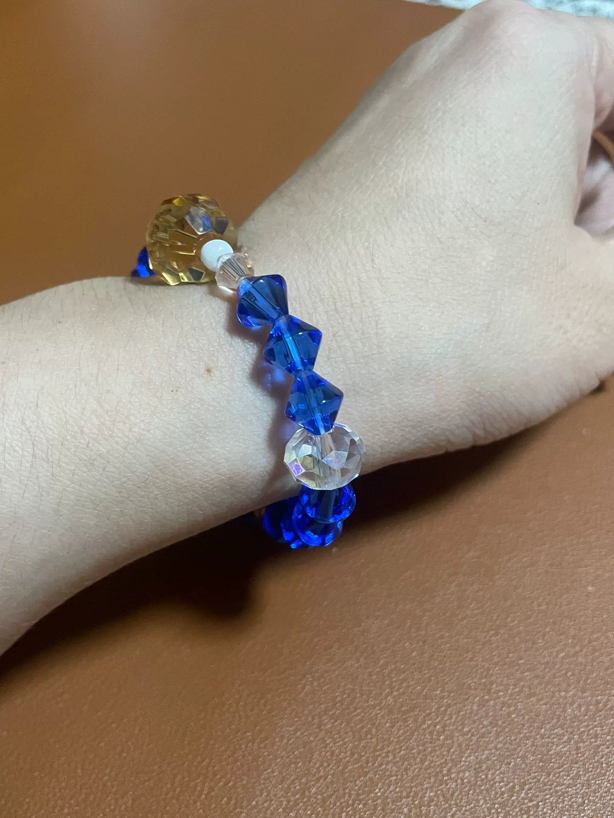Bracelete de Contas de Vidro com Corte de Diamante