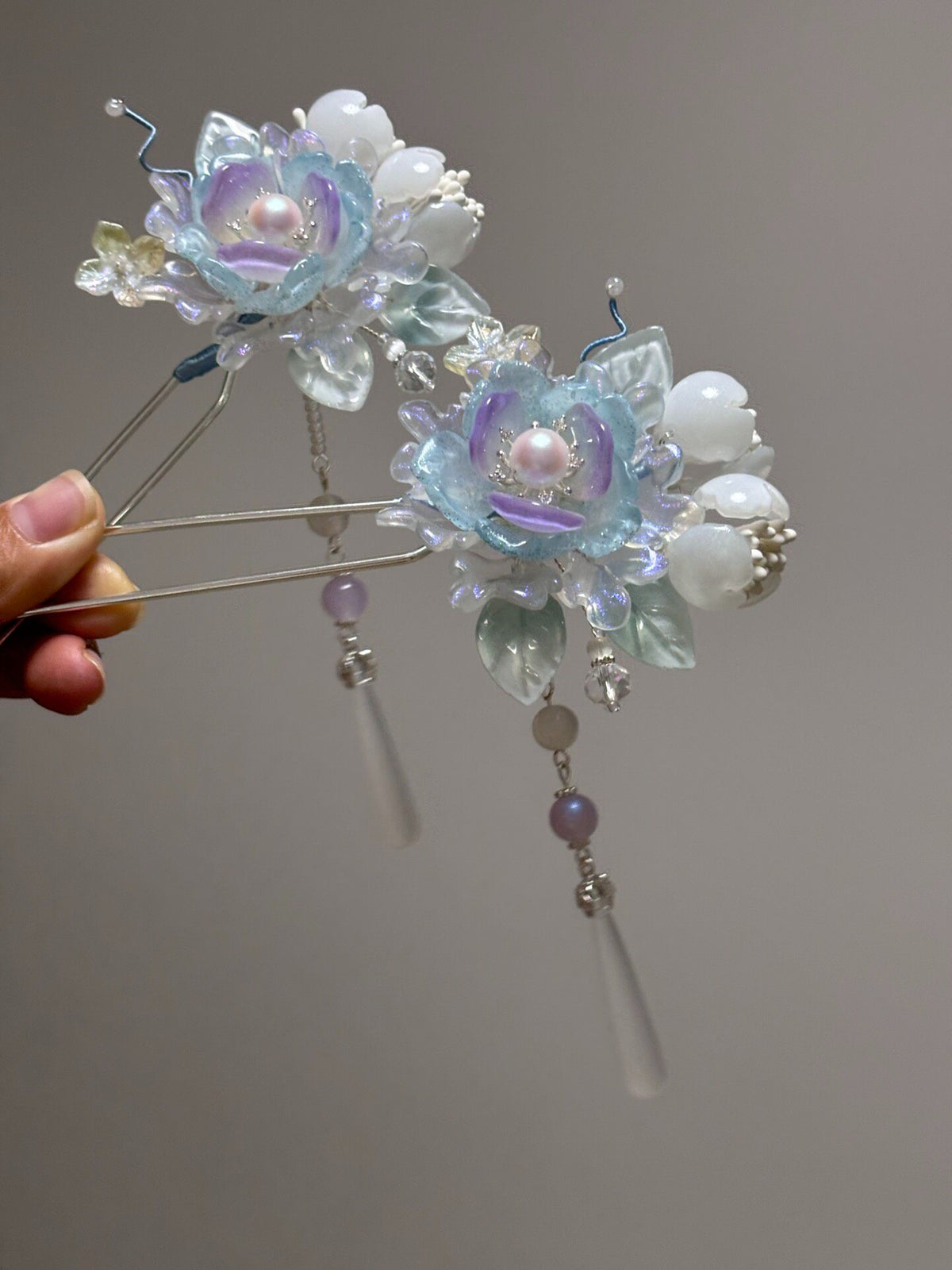 Liuli Floral Hairpins with Tassels