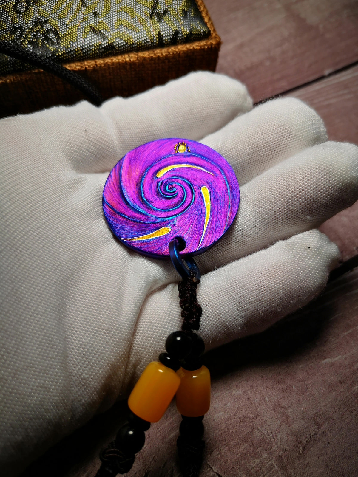 チタン ギャラクシー ペンダントネックレス 39mm