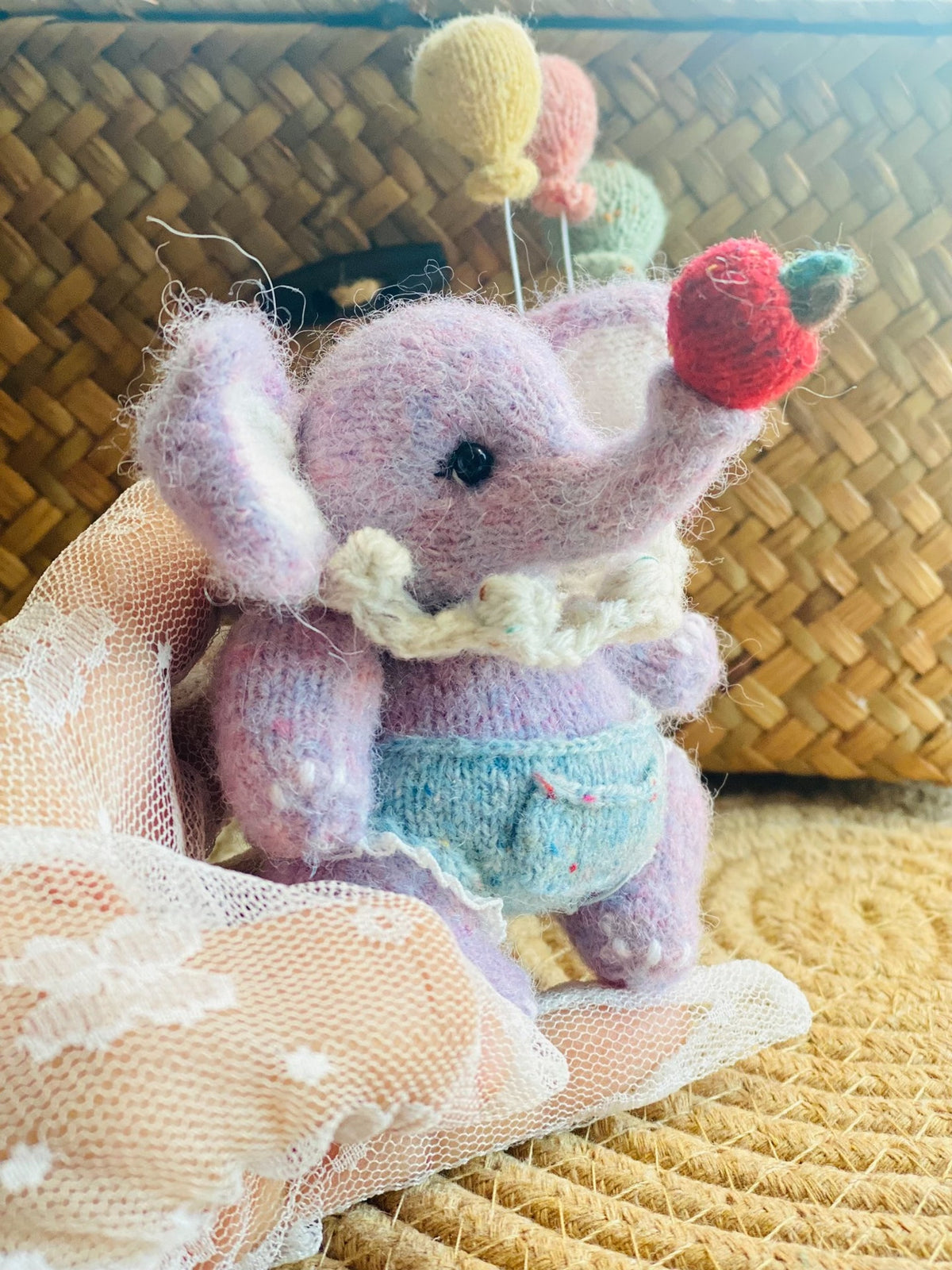 ハンドメイド シルクアルパカ パープルの象の置物