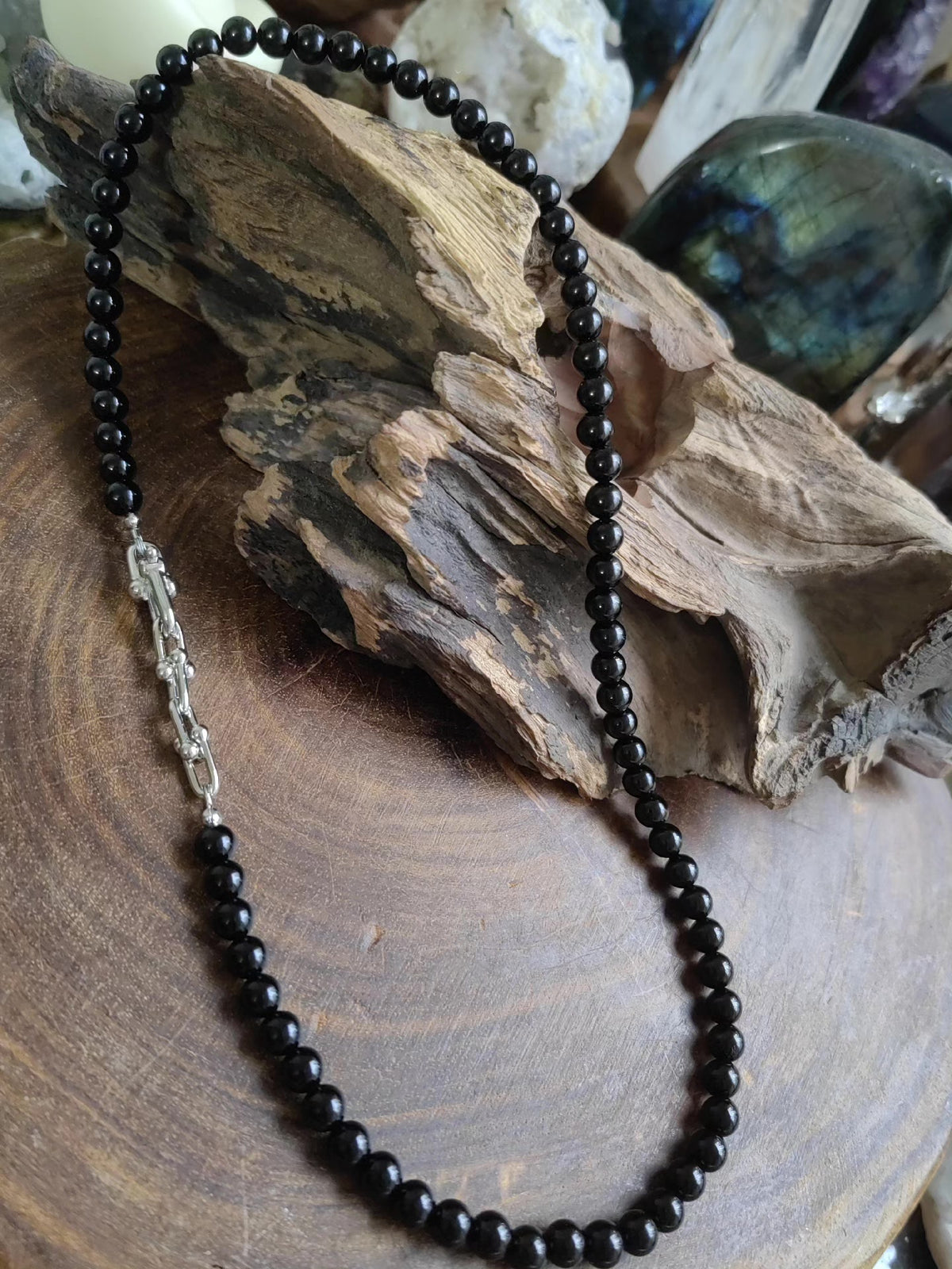 Collana con Perle di Agata Nera e Catena Argentata