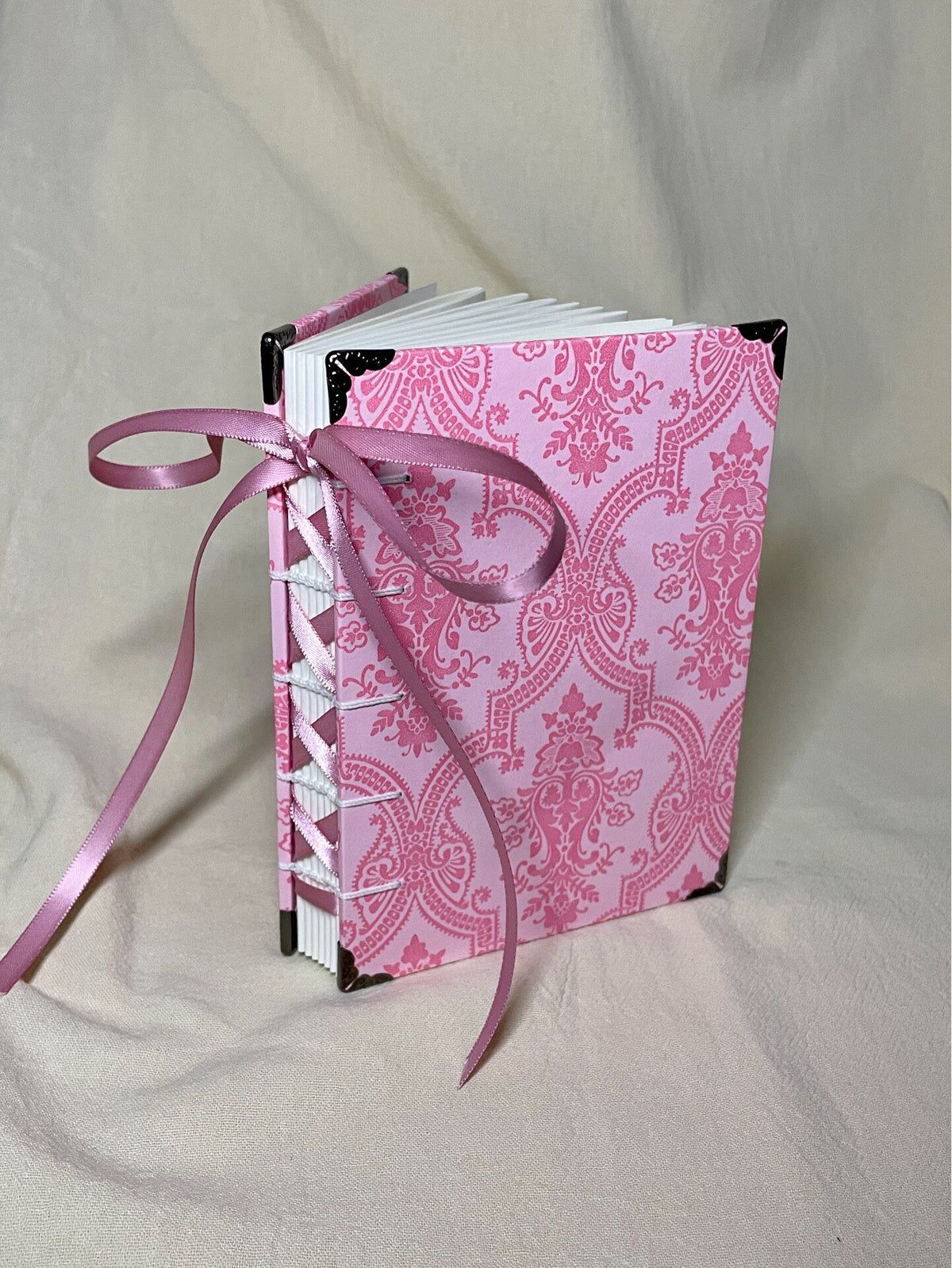 976995459226 - Image 3
