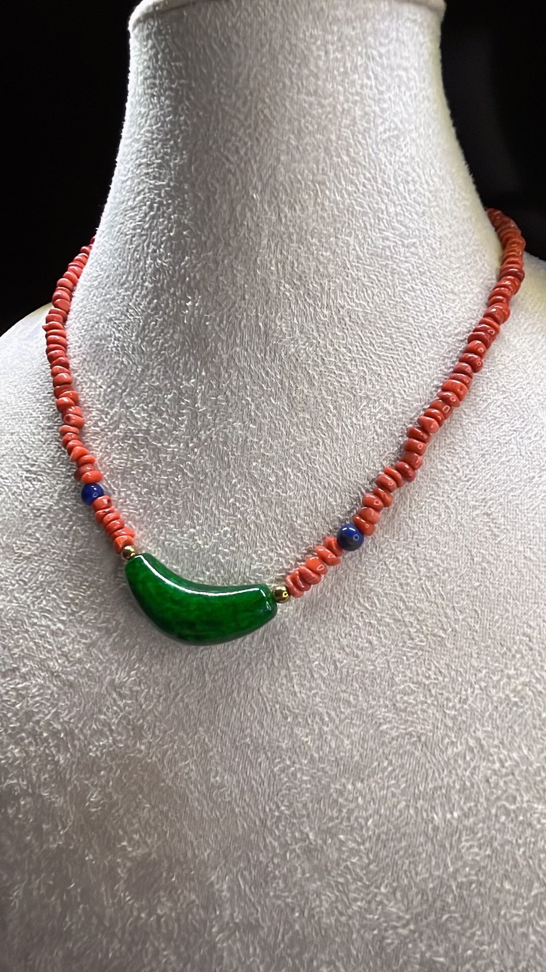 Green Gemstone Curved Pendant Necklace