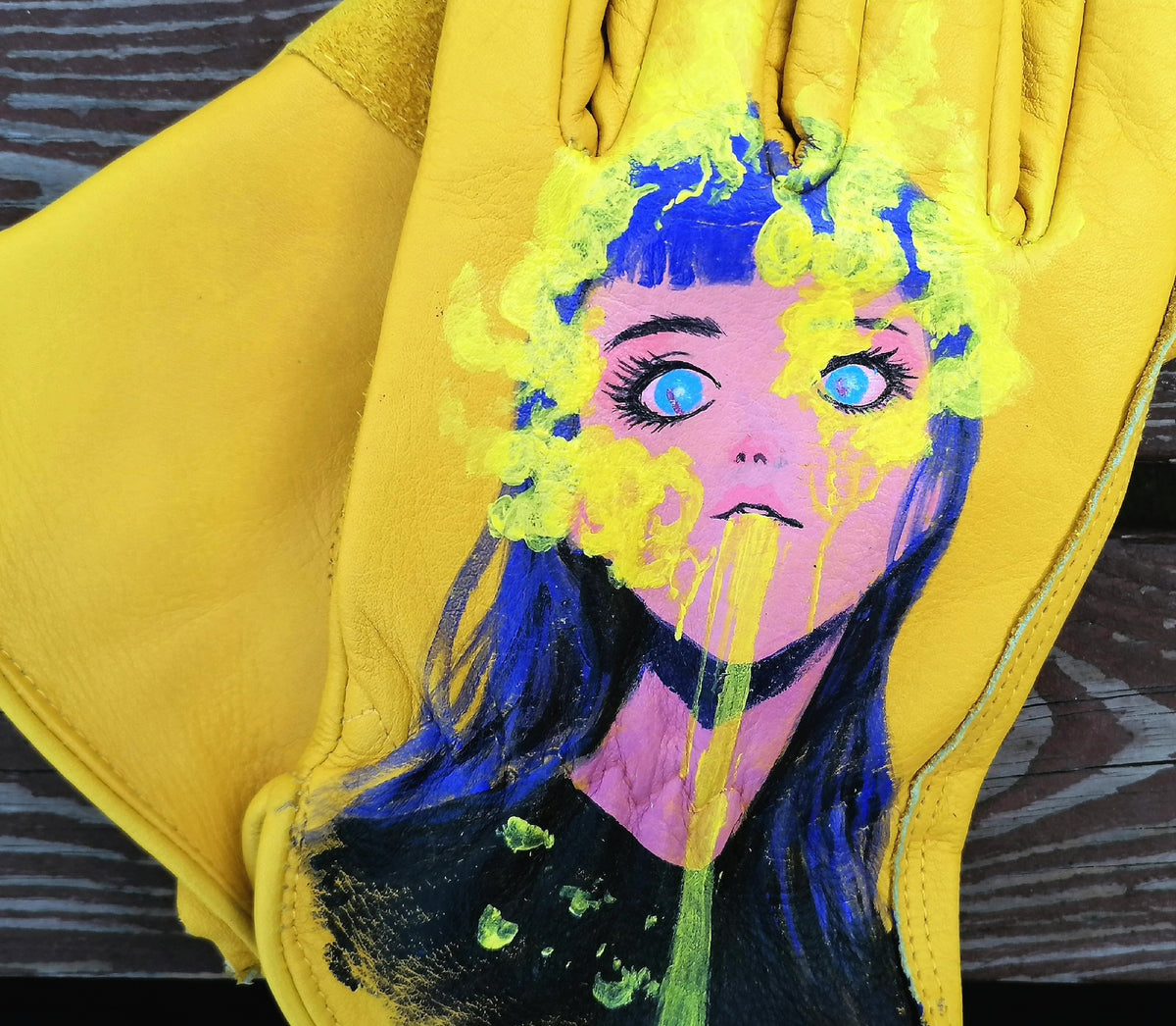 Handpainted Leather Gloves Size L