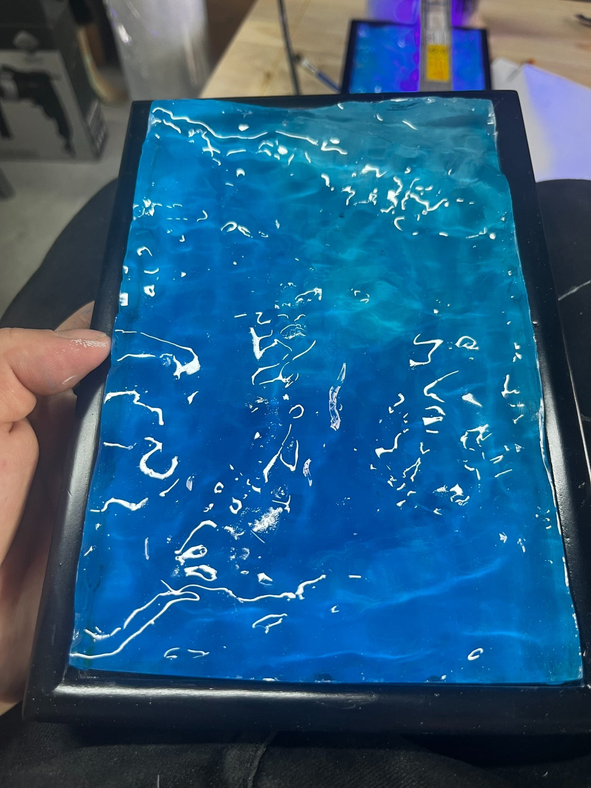 Handmade Resin Wave Ornament Blue Gradient