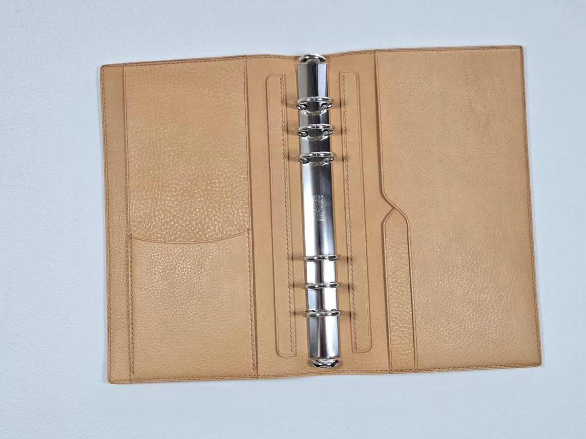 Capa de Caderno Fichário de Anéis A5 Slim em Couro Natural