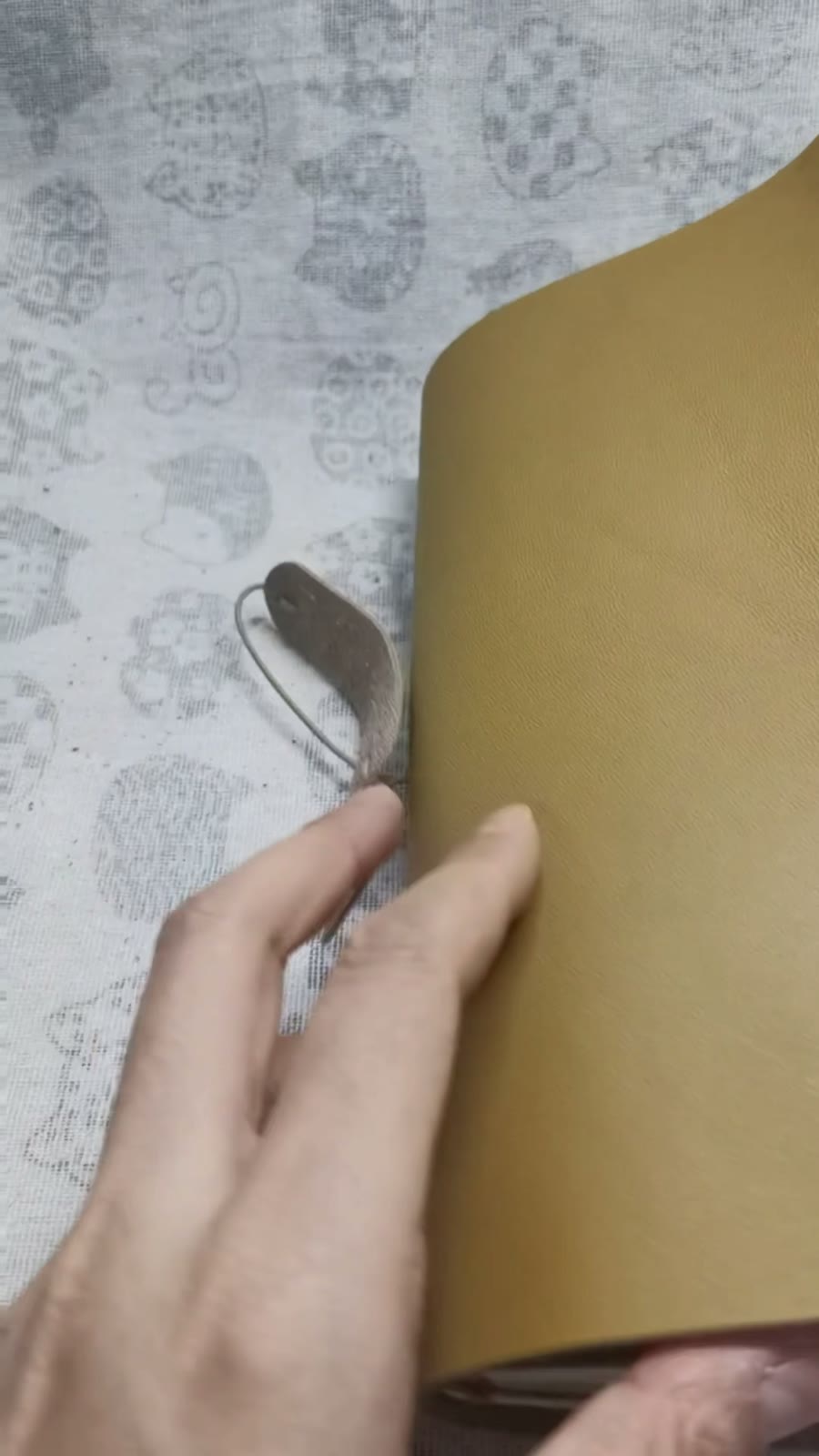 Couverture de carnet en cuir véritable style Traveler's Notebook taille standard