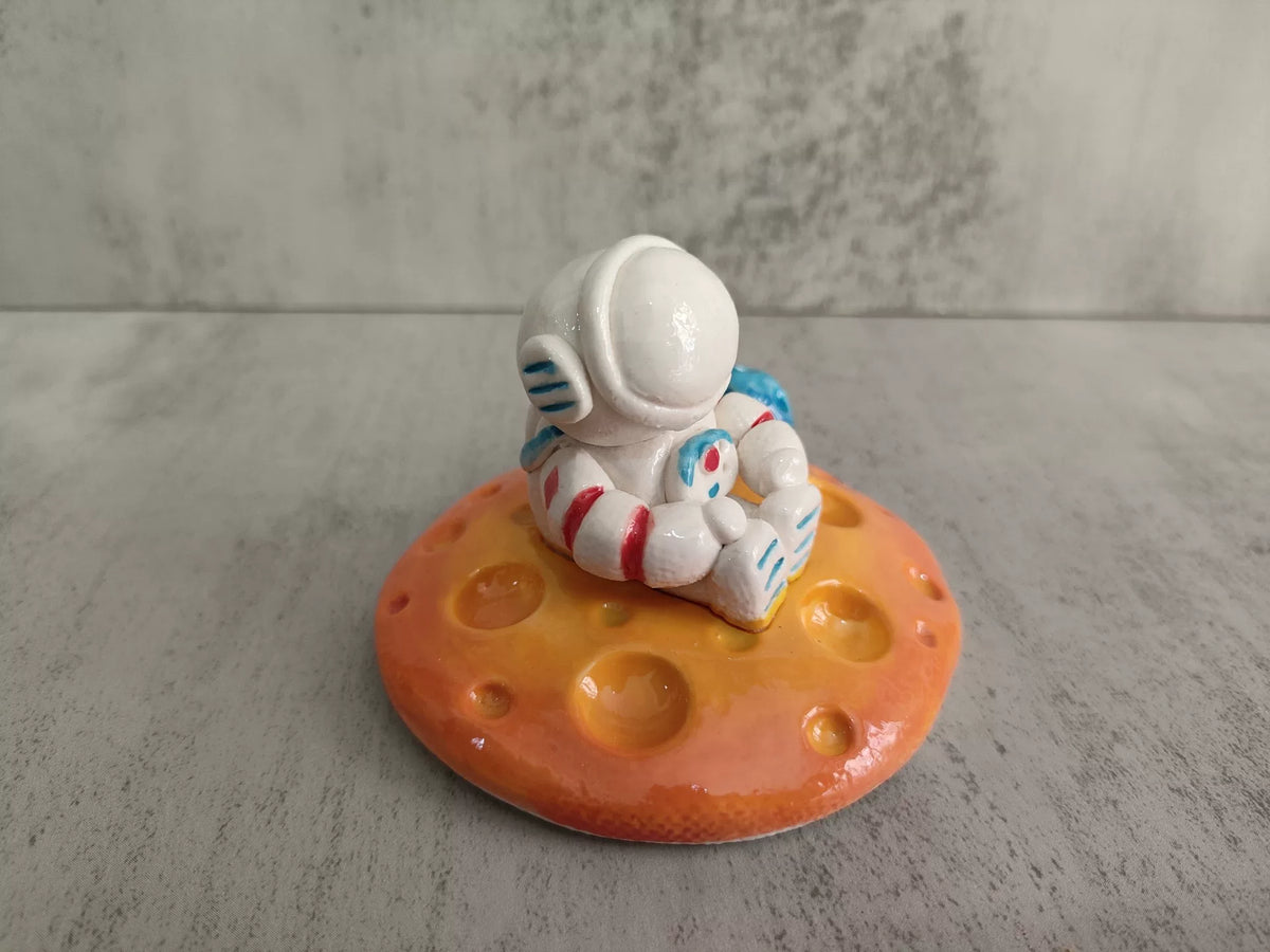 Figura de Astronauta Blanco Pintada a Mano