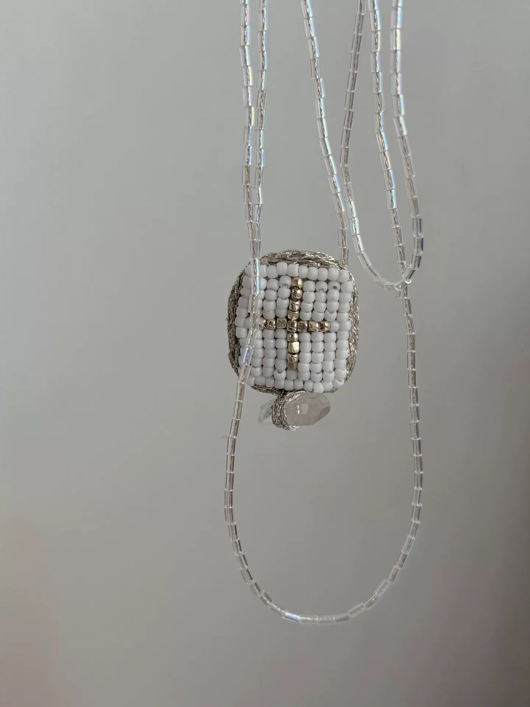 982530161093 - Image 1