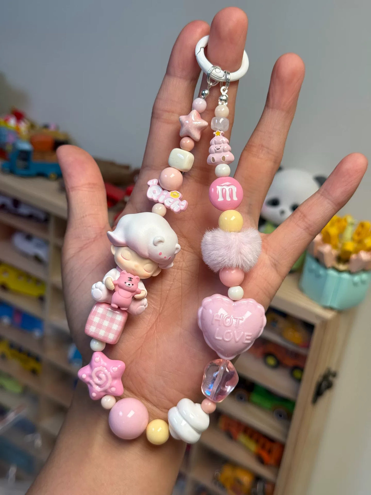 Colgante y llavero de cuentas pastel hecho a mano