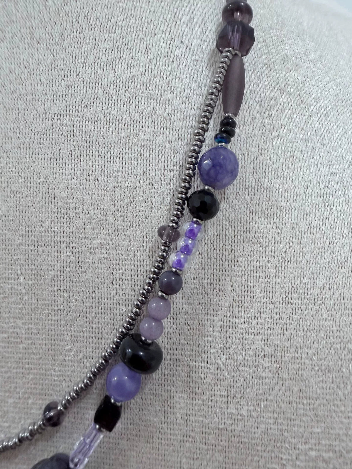 Collana a due strati viola scuro