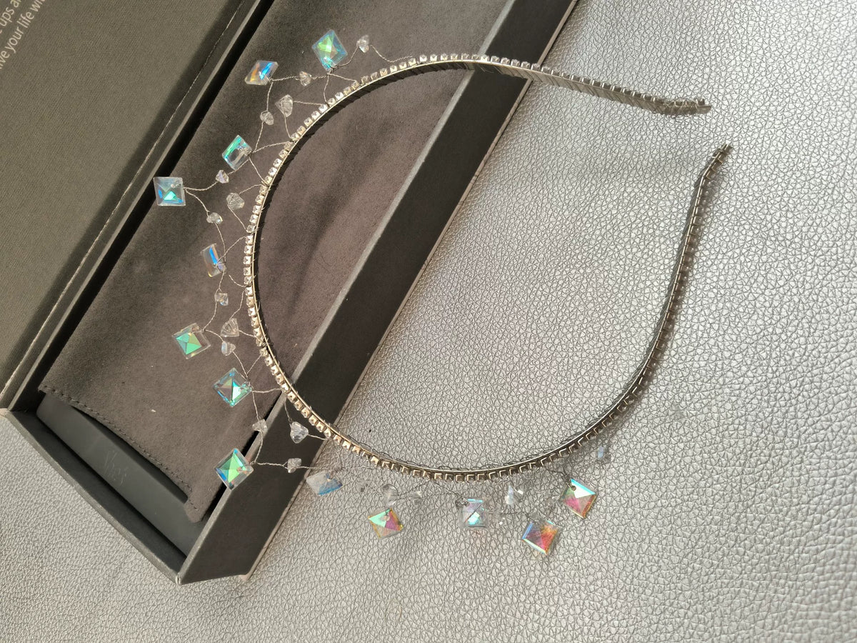 Silber-Kristall-Kopfband im Tiara-Stil