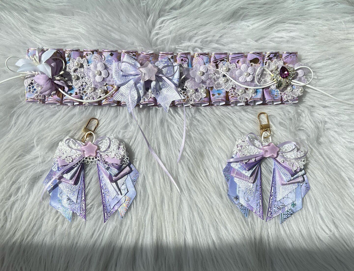 Conjunto de Accesorio con Lazo Morado y Llaveros