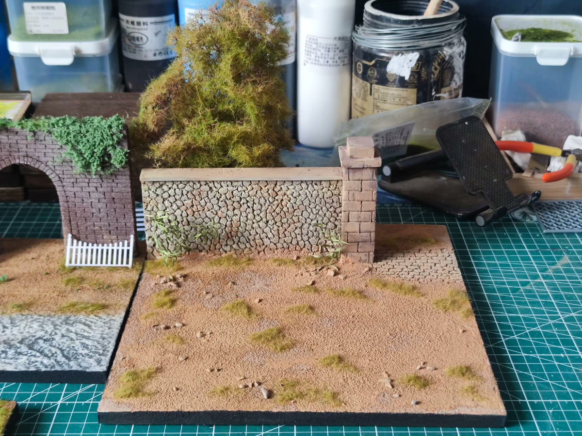 Base per Diorama in Miniatura con Muretto in Pietra