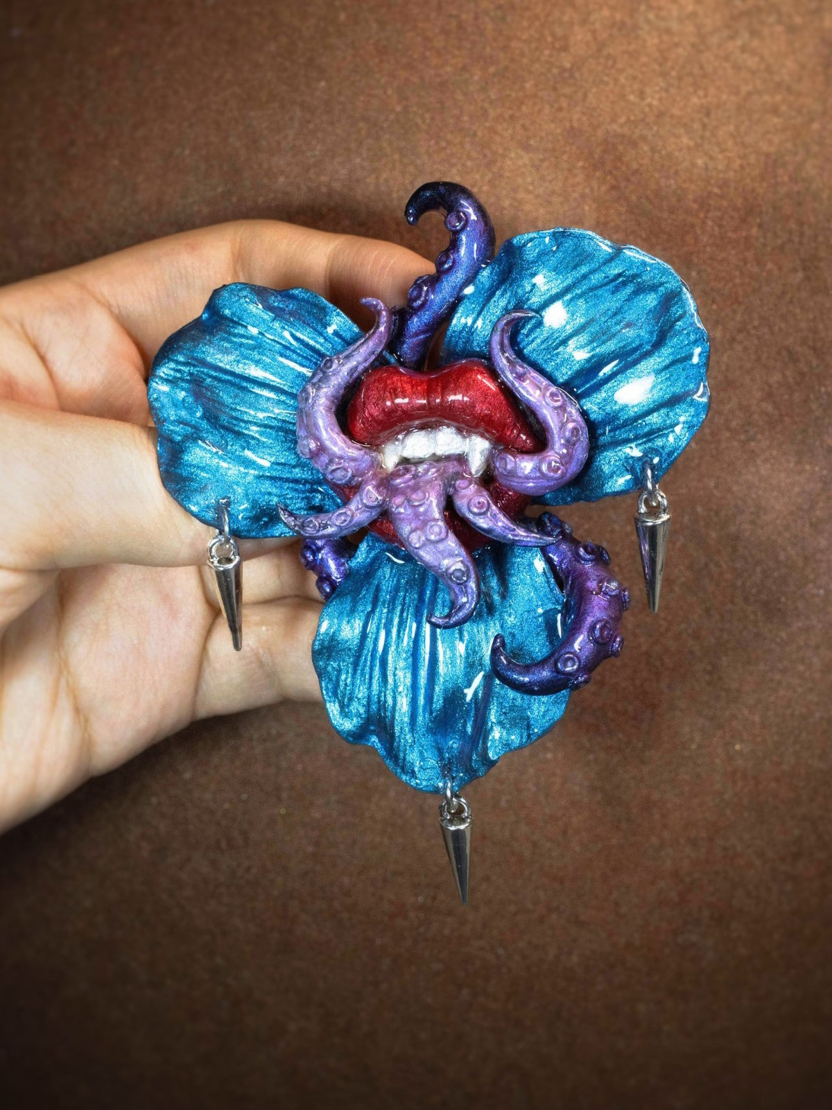Cthulhu Flower Lips Tentacle Spike Pendant