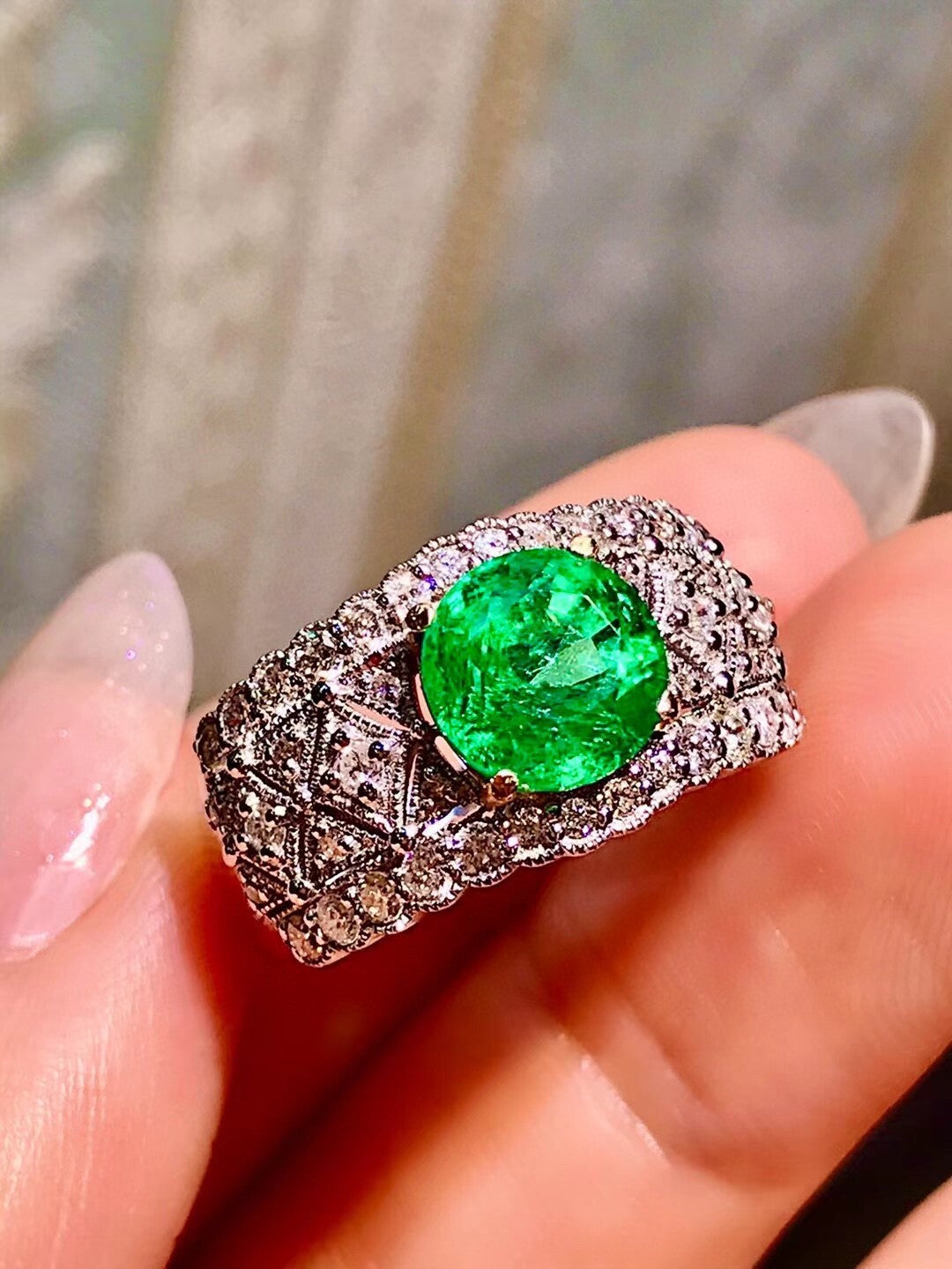 18K Gold Emerald Ring with Diamond Halo and Openwork Band