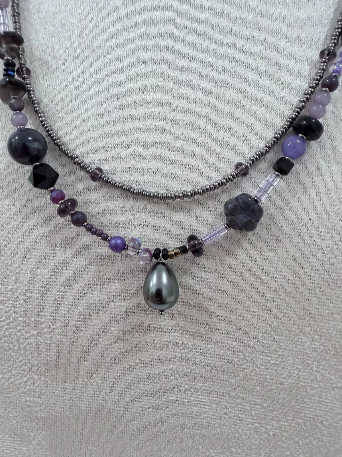 Collana a due strati viola scuro