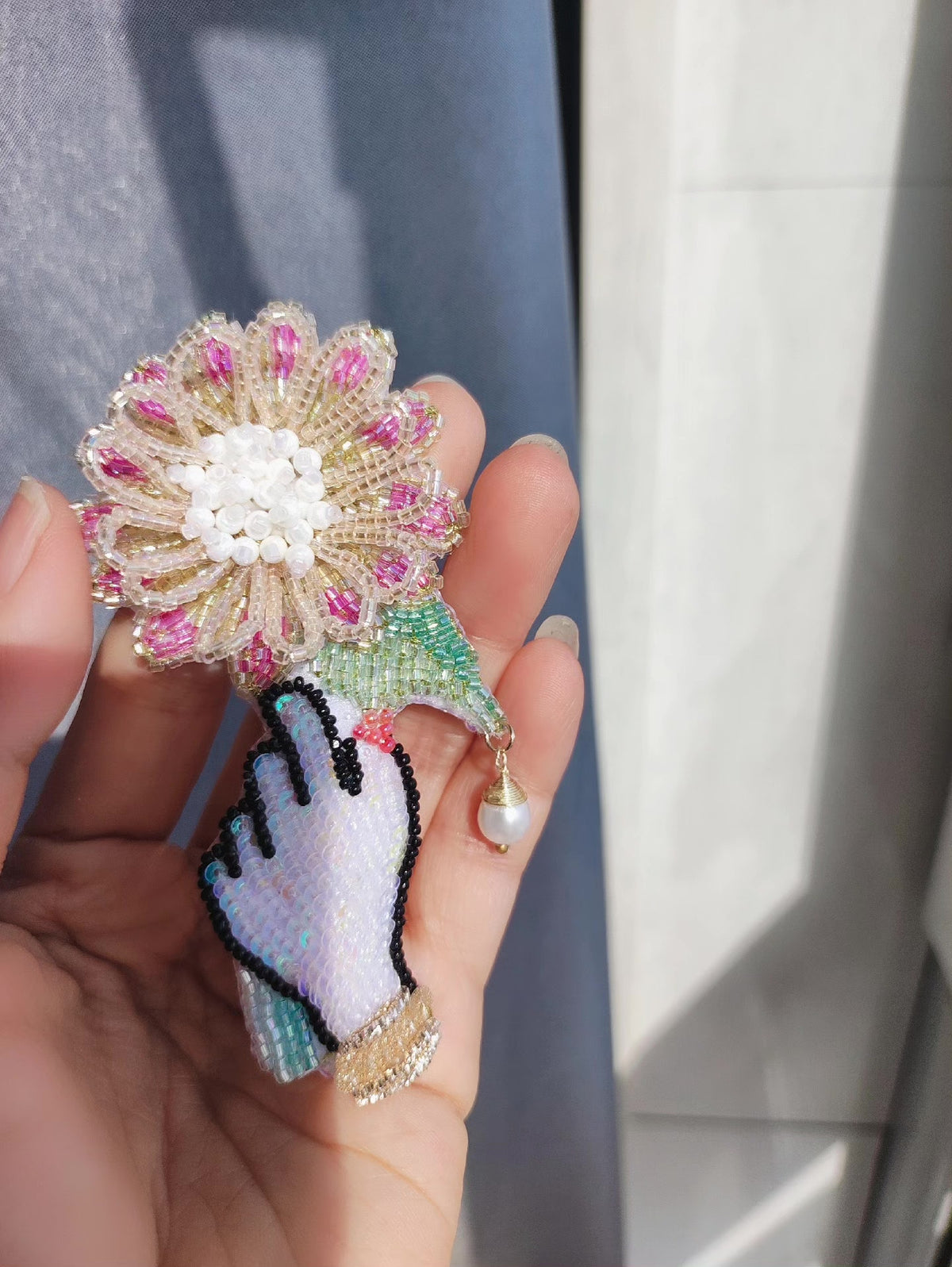 Daisy Sequin Beaded Hair Clip