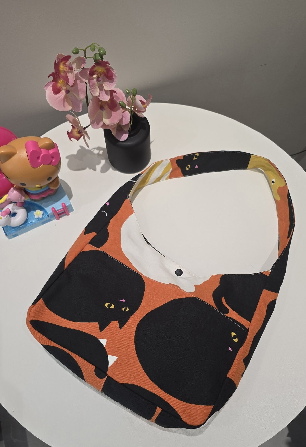Reversible Cat Print Shoulder Bags