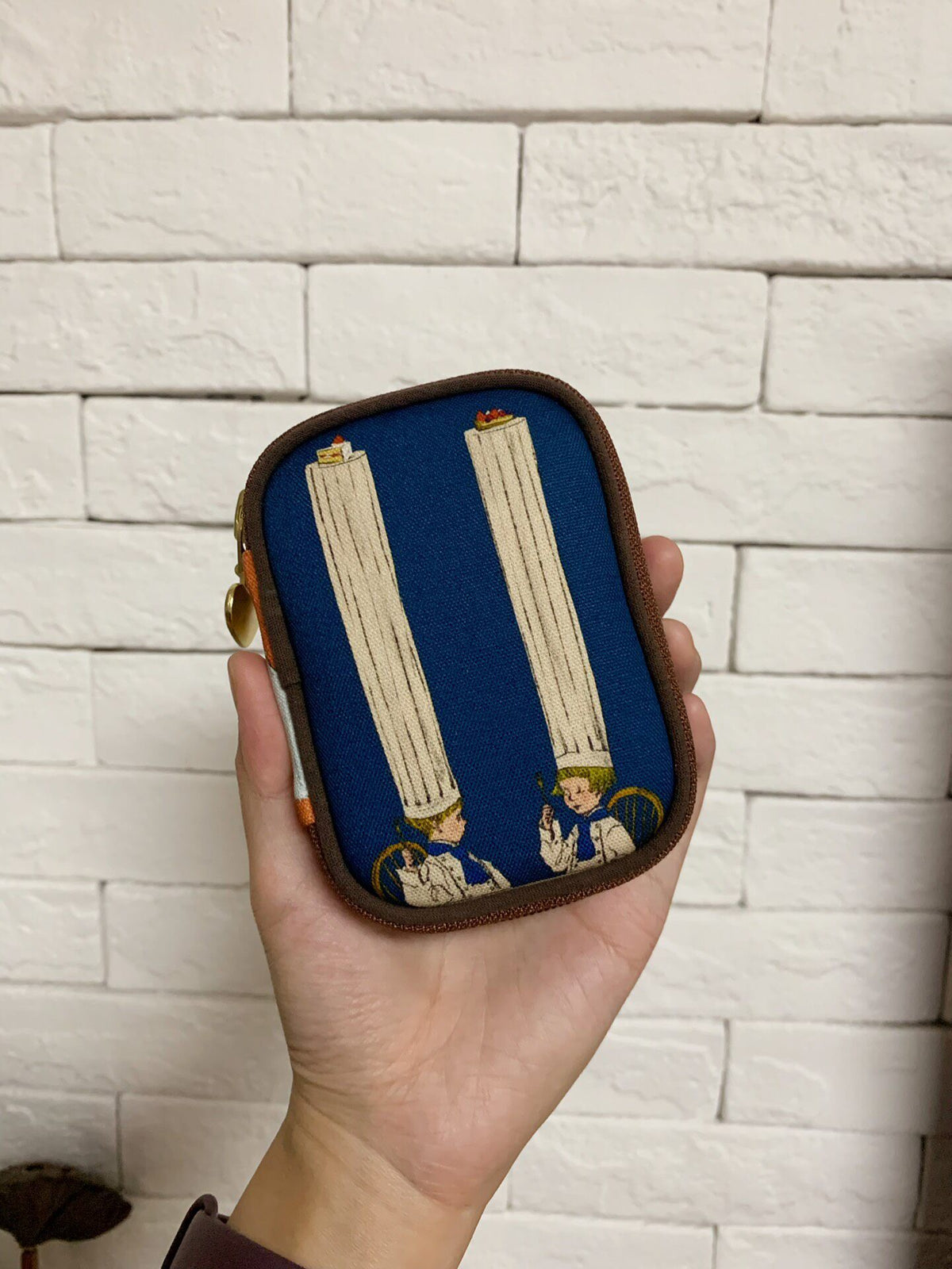 Oxford Cloth Zippered Pouch with Woven Illustrations