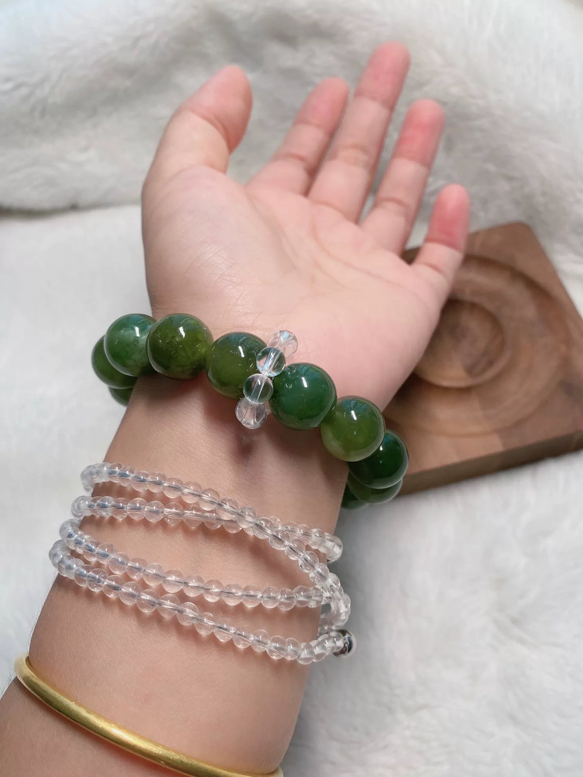 Xiuyan-Jade Perlenarmband mit Kristallschleife