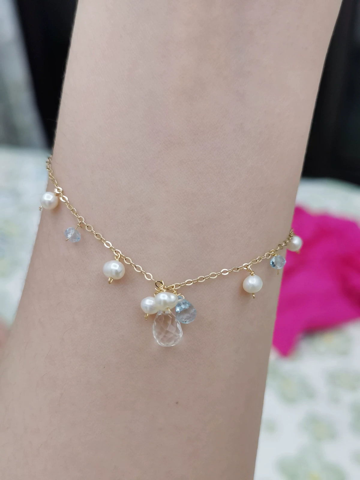Bracelet ajustable en or rempli avec perle et cristal