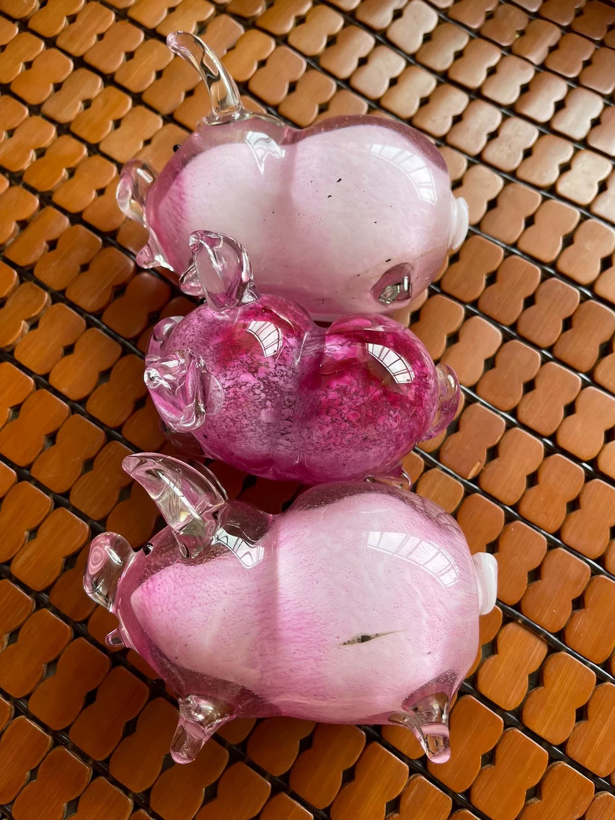 Vintage Glass Pig Figurine Pink Magenta