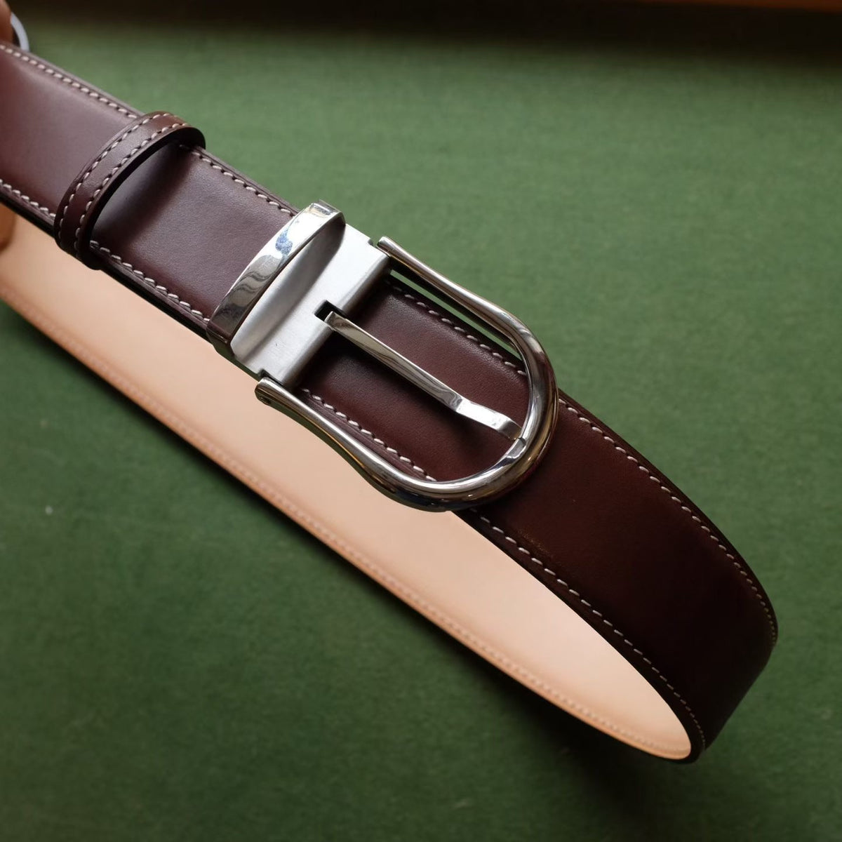 Full-Grain Leather Belt with Two-Tone Edges and Silver Buckle