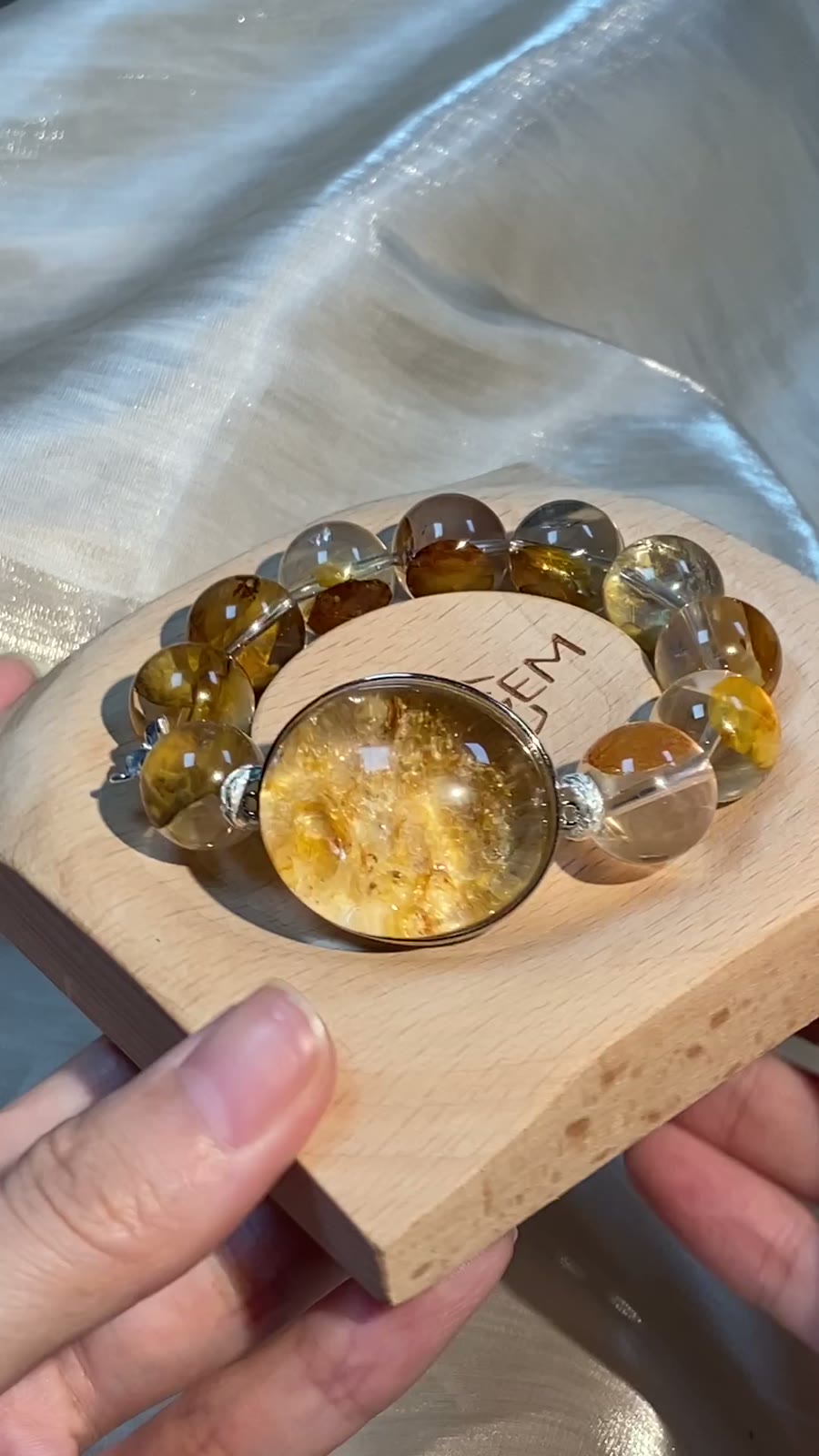 Yellow Glue Flower Quartz Crystal Bracelet