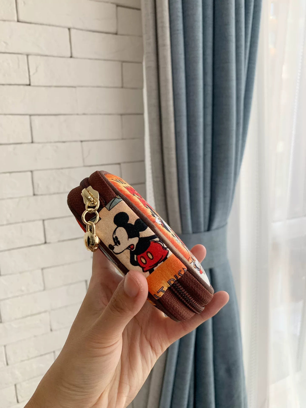 メッシュポケット付きミッキーキャンバスウォレット