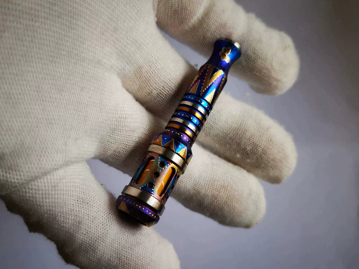 Återanvändbart cigarettfilter i titan
