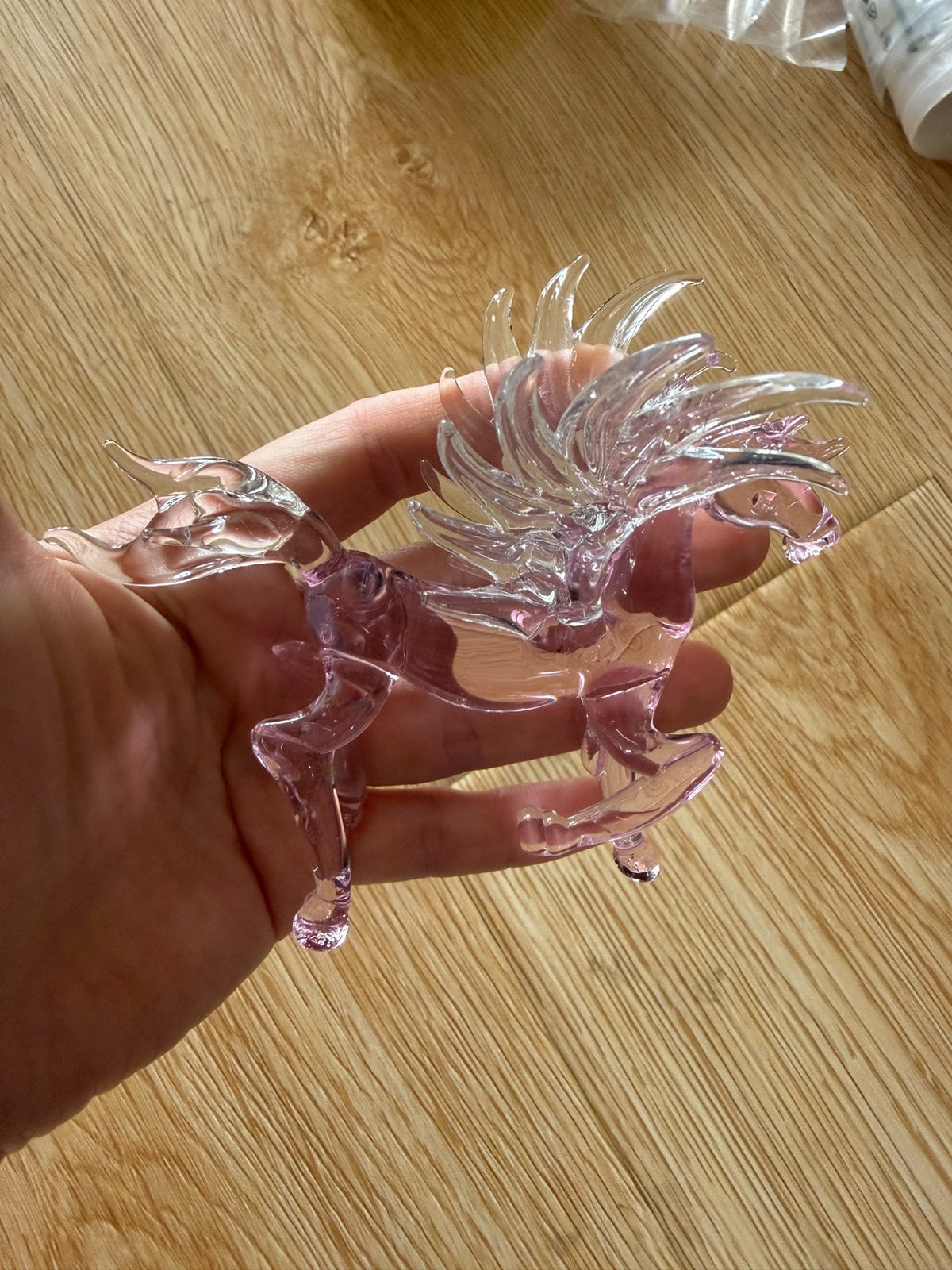 Ornement de bureau cheval volant en verre artisanal Zibo
