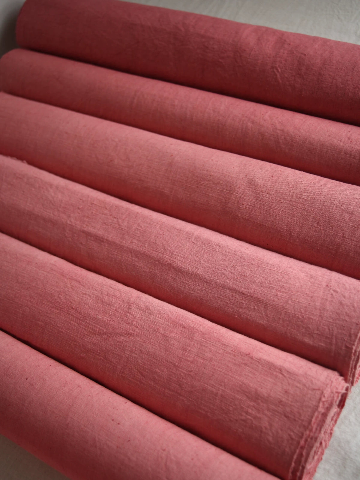 Tecido de Algodão Rosa Tingido com Sapan Tecido à Mão