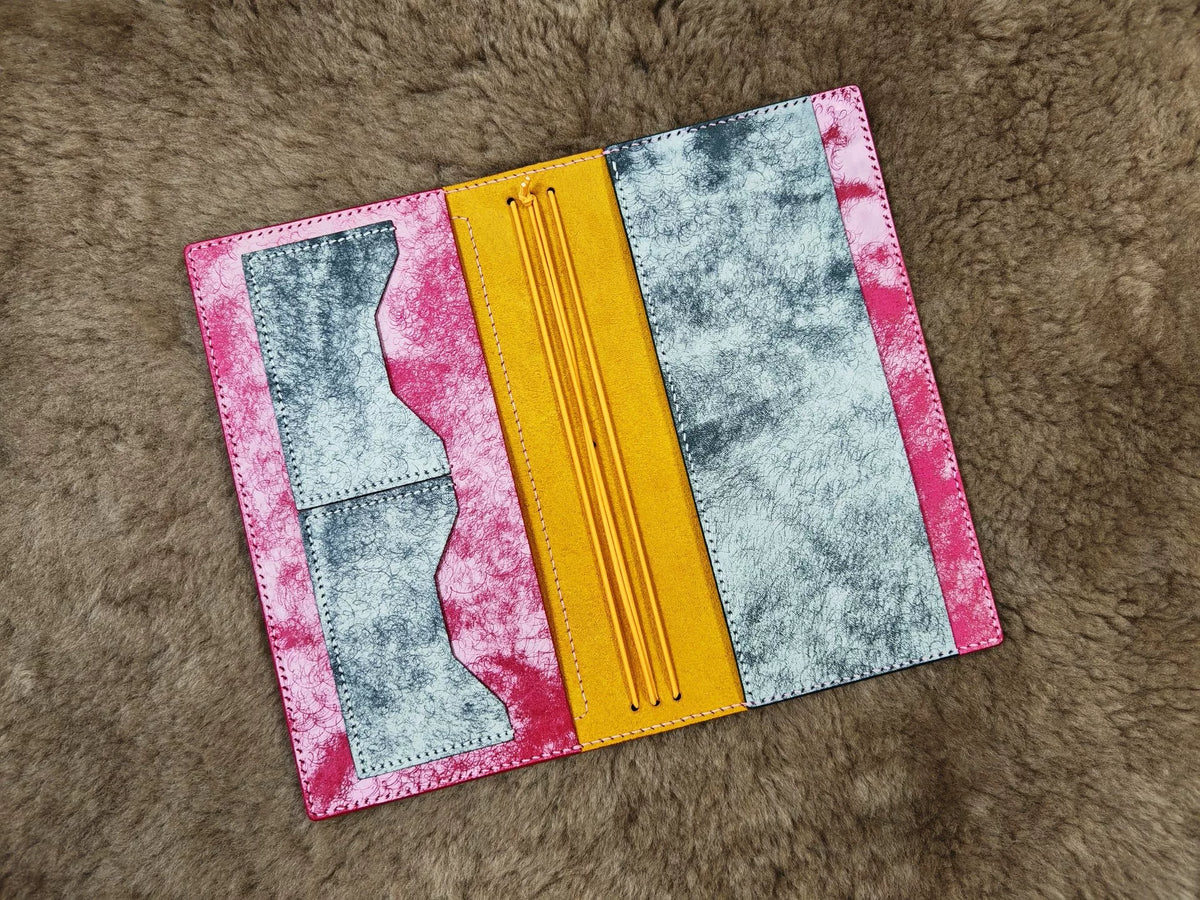 Capa de caderno artesanal com bolso e de fecho