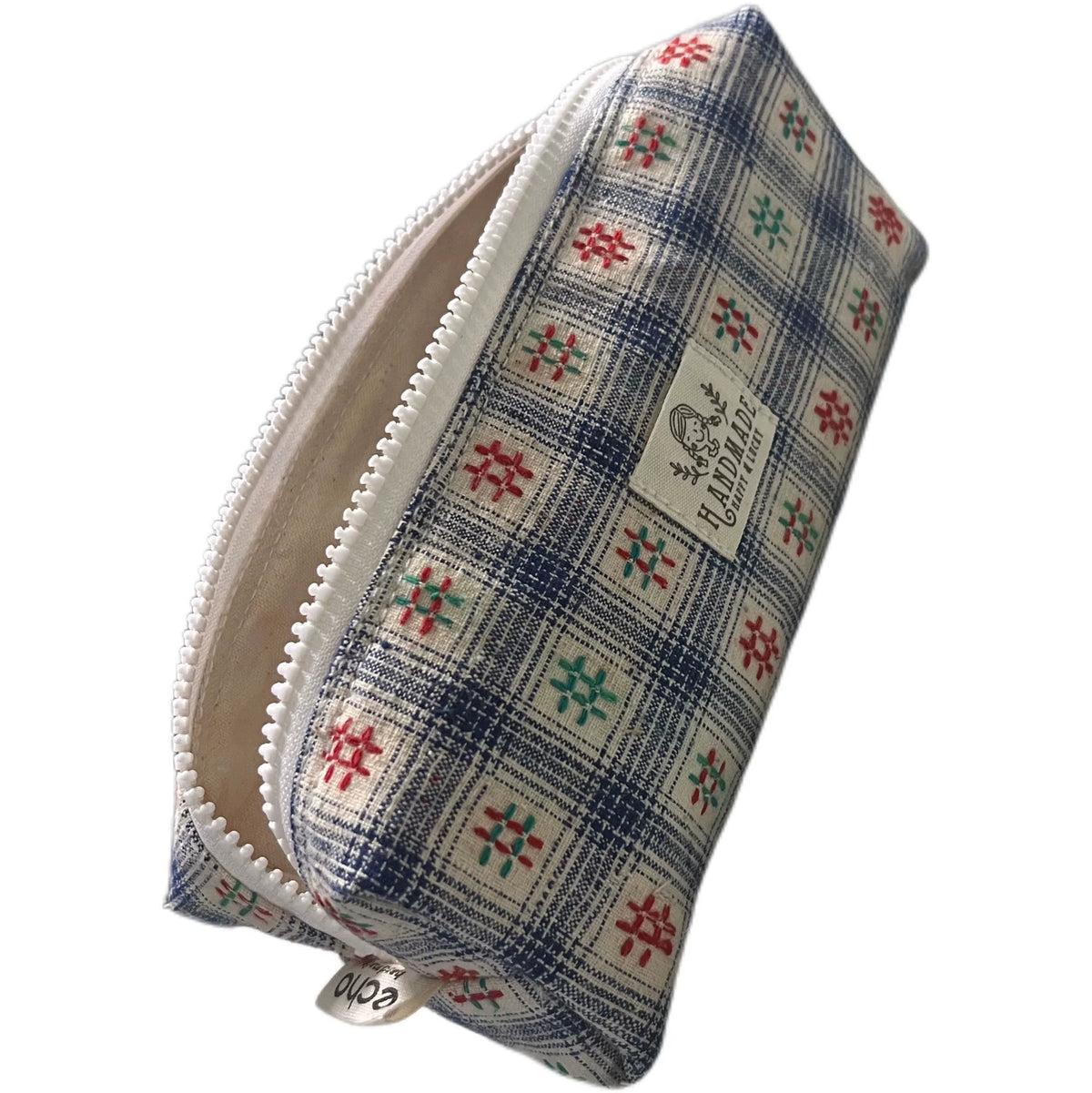 Handgewebte blau-weiße Karo-Kosmetiktasche