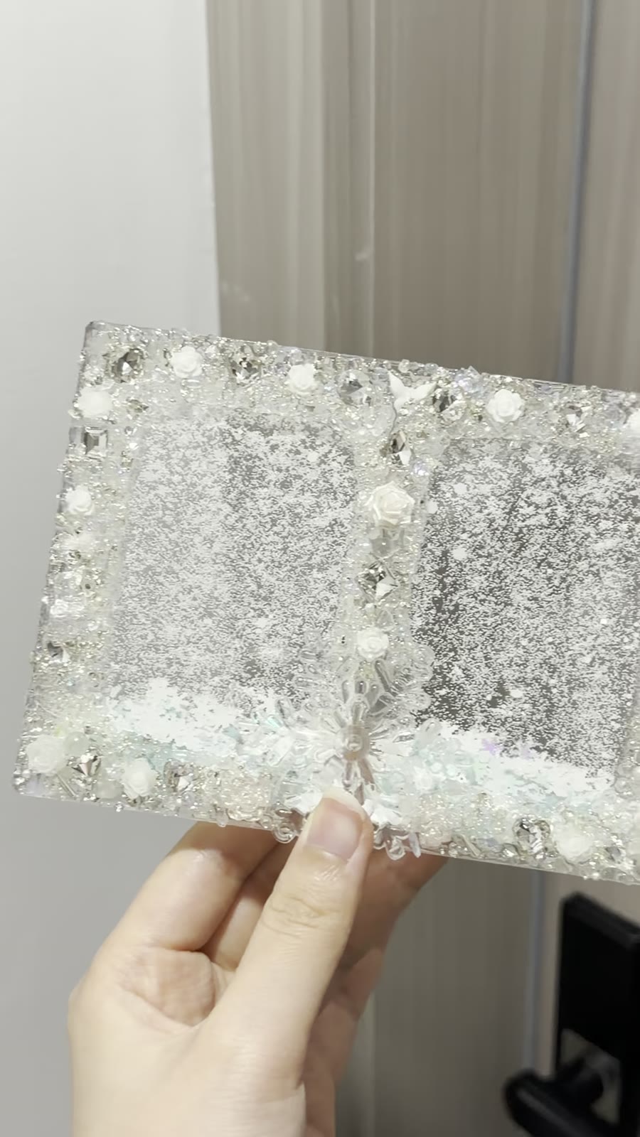 Porta-Cartões Winter Quicksand com Strass
