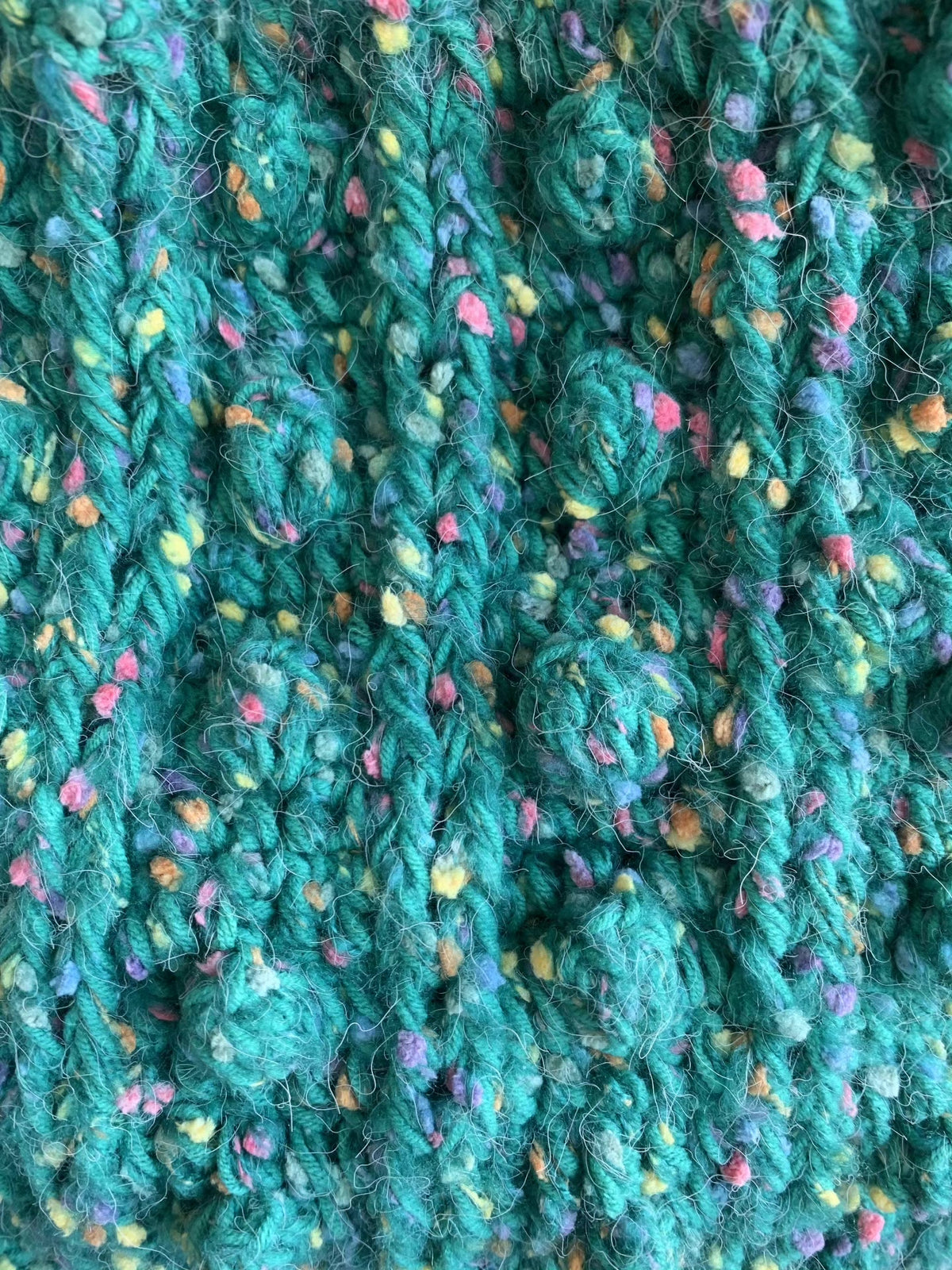 Saco de Bolinhas em Croché Verde-Azulado Feito à Mão